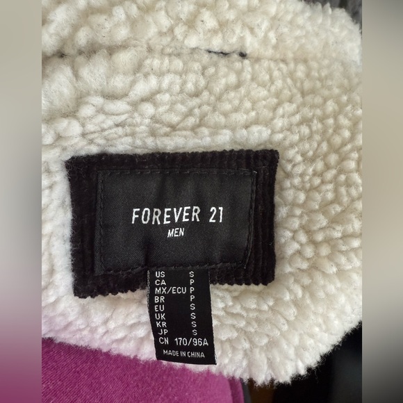 Forever 21 Men’s size S  Black Corduroy Faux Sheep Jacket  Pockets - Picture 11 of 12